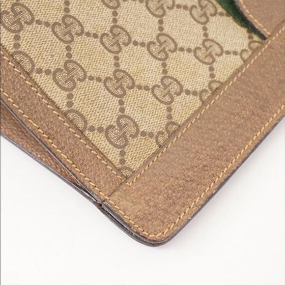 ***SALE*** Authentic Gucci Supreme Clutch - Picture 9 of 13